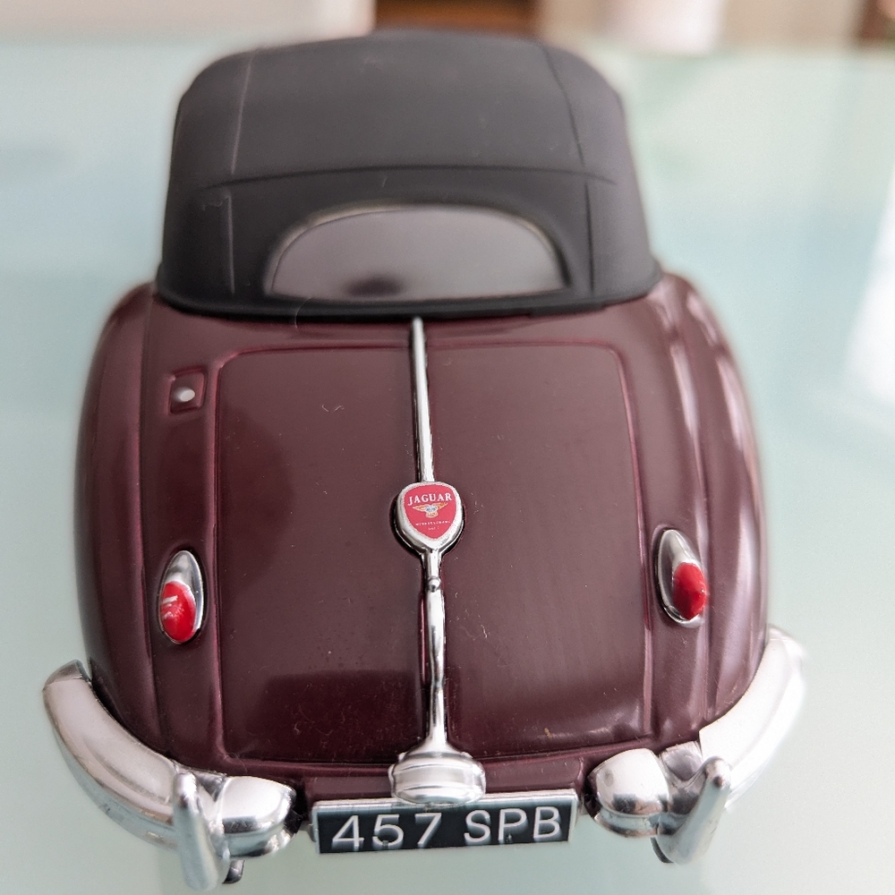 Sun Star 1955 Jaguar XK 140 Convertible 1:18 Die Cast Model Car Rare Collectible - Picture 7 of 12